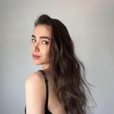 Ouve MYAHA, vê vídeos de música, lê a biografia, vê as datas da digressão e muito mais!