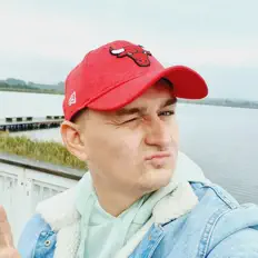 Listen to Konrad Mil, watch music videos, read bio, see tour dates & more!
