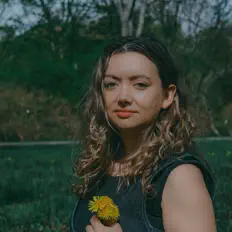 Poslechněte si interpreta Kathleen Parks, sledujte hudební videa, přečtěte si životopis, podívejte se na data turné a další informace.