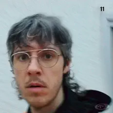 Ascolta October Tooth, guarda video musicali, leggi la biografia, vedi le date del tour & altro!