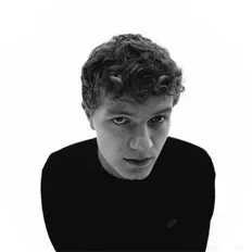 Poslechněte si interpreta PAUL FALC, sledujte hudební videa, přečtěte si životopis, podívejte se na data turné a další informace.