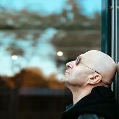 Ascolta Anton Batagov, guarda video musicali, leggi la biografia, vedi le date del tour & altro!