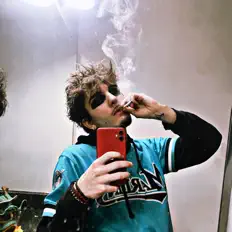 Ouve 11 Tendencies, vê vídeos de música, lê a biografia, vê as datas da digressão e muito mais!