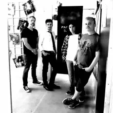 Ascolta El coyoté, guarda video musicali, leggi la biografia, vedi le date del tour & altro!