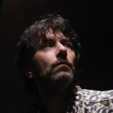 Escucha a Luke Kay, mira vídeos musicales, lee la biografía, consulta fechas de giras y mucho más.