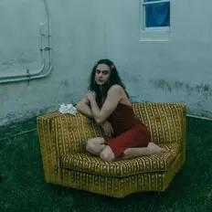 收听 LADYBOY、观看音乐视频、阅读小传、查看巡演日期等 ！