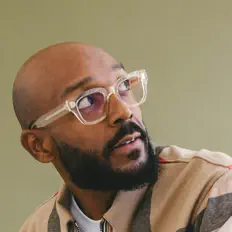 收听 MistaJam、观看音乐视频、阅读小传、查看巡演日期等 ！