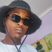 收听 undefined、观看音乐视频、阅读小传、查看巡演日期等 ！