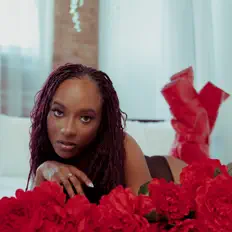 Luister naar Jayy Iman, bekijk muziekvideo's, lees de bio, bekijk de tourdata, en meer!