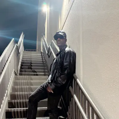 Listen to Shemari Lee, watch music videos, read bio, see tour dates & more!