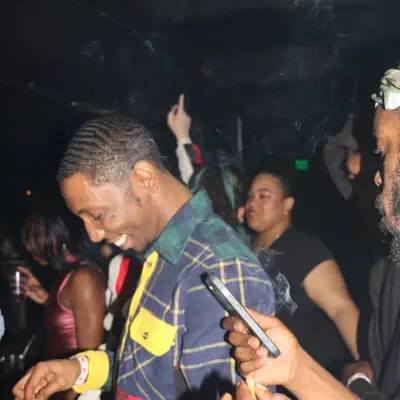 Listen to Dom Wavey, watch music videos, read bio, see tour dates & more!