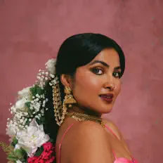 收听 Vidya Vox、观看音乐视频、阅读小传、查看巡演日期等 ！