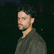 Listen to Luke Bandy, watch music videos, read bio, see tour dates & more!