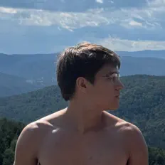 Ouça trap Indu$try, assista a videoclipes, leia a biografia, veja as datas das turnês e mais!