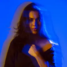 Ascolta sravana bhargavi, guarda video musicali, leggi la biografia, vedi le date del tour & altro!