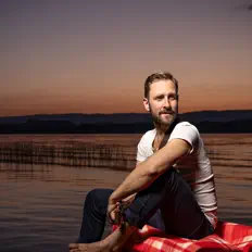Listen to Kunz, watch music videos, read bio, see tour dates & more!