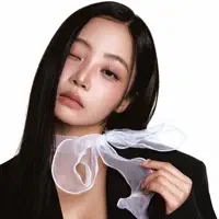 Ascolta undefined, guarda video musicali, leggi la biografia, vedi le date del tour & altro!