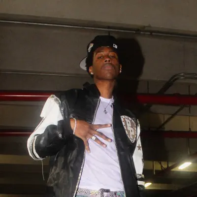 Listen to MoAsanti, watch music videos, read bio, see tour dates & more!