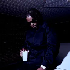 Hollywood Nook을(를) 듣고, 뮤직 비디오를 보고, 약력을 읽고, 투어 일정 등을 확인하세요!