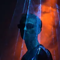 Luister naar undefined, bekijk muziekvideo's, lees de bio, bekijk de tourdata, en meer!