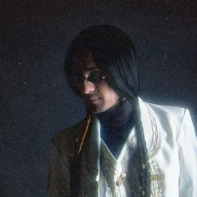 Listen to El Muchacho de los Ojos Tristes, watch music videos, read bio, see tour dates & more!