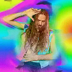 收听 Ephy Pinkman、观看音乐视频、阅读小传、查看巡演日期等 ！