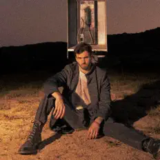 Escucha a Dave Sorrendino, mira vídeos musicales, lee la biografía, consulta fechas de giras y mucho más.