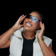 Listen to Enhle Thee DJ, watch music videos, read bio, see tour dates & more!