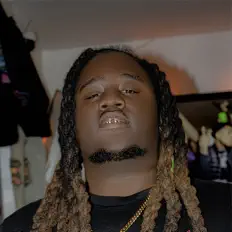 Fetty Boiを聴いたり、ミュージックビデオを鑑賞したり、経歴やツアー日程などを確認したりしましょう！