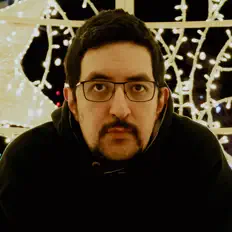 Poslechněte si interpreta Avego, sledujte hudební videa, přečtěte si životopis, podívejte se na data turné a další informace.