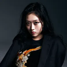 聆聽 hyeminsong、觀看音樂影片、閱讀小傳、查看巡演日期等！