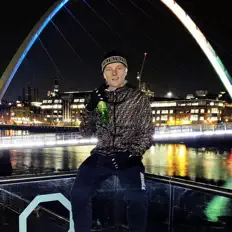 Écoutez OfficialYoungH, regardez des vidéoclips, lisez la biographie, consultez les dates de tournée et plus encore !