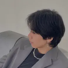 Escucha a UON, mira vídeos musicales, lee la biografía, consulta fechas de giras y mucho más.