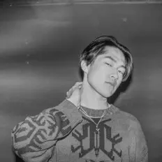 Dengarkan Wesley Jay, tonton video musik, baca bio, lihat tanggal tur & lainnya!