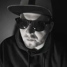 收听 TimCat、观看音乐视频、阅读小传、查看巡演日期等 ！