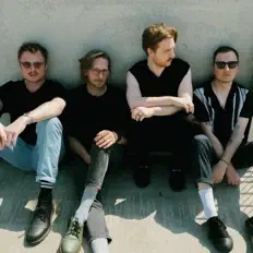 收听 KID DAD、观看音乐视频、阅读小传、查看巡演日期等 ！