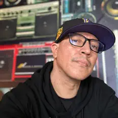 Dengarkan Still Authentic, tonton video musik, baca bio, lihat tanggal tur & lainnya!