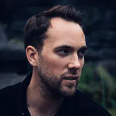 Écoutez Valter Huldén, regardez des vidéoclips, lisez la biographie, consultez les dates de tournée et plus encore !