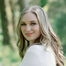 Listen to Olivia Lane, watch music videos, read bio, see tour dates & more!