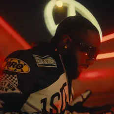 2AMILLION सुनें, म्यूज़िक वीडियो देखें, बायो पढ़ें, दौरे की तारीखें और बहुत कुछ देखें!