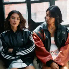 Alyssa & Giaを聴いたり、ミュージックビデオを鑑賞したり、経歴やツアー日程などを確認したりしましょう！