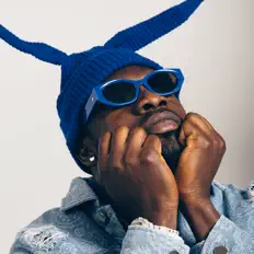 Escucha a Emmovich, mira vídeos musicales, lee la biografía, consulta fechas de giras y mucho más.