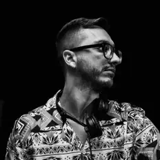 Ακούστε περιεχόμενο από Antony Morsello, παρακολουθήστε μουσικά βίντεο, διαβάστε το βιογραφικό, δείτε ημερομηνίες περιοδείας, και πολλά ακόμη!