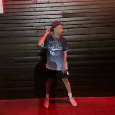 Listen to favvio, watch music videos, read bio, see tour dates & more!