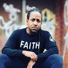 Ronald A. Burgess Jr. dinle, müzik videolarını izle, biyografisini oku, tur tarihlerini ve daha fazlasını gör!