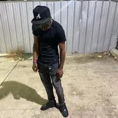 Listen to Luhzach214, watch music videos, read bio, see tour dates & more!