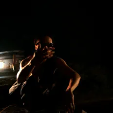 聆聽 Tijan、觀看音樂影片、閱讀小傳、查看巡演日期等！