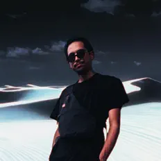 Poslechněte si interpreta Calmadò, sledujte hudební videa, přečtěte si životopis, podívejte se na data turné a další informace.