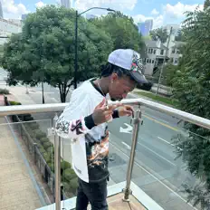 收听 Clintfrmtha4、观看音乐视频、阅读小传、查看巡演日期等 ！