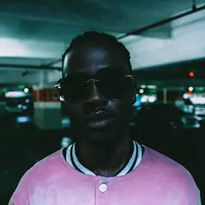 Shred सुनें, म्यूज़िक वीडियो देखें, बायो पढ़ें, दौरे की तारीखें और बहुत कुछ देखें!